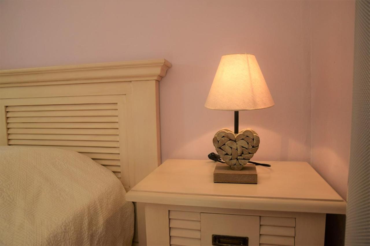 Holiday home Les Pins Climatise Piscine Chauffee Jardin