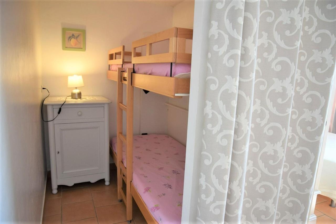 Les Pins Climatise Piscine Chauffee Jardin Holiday home