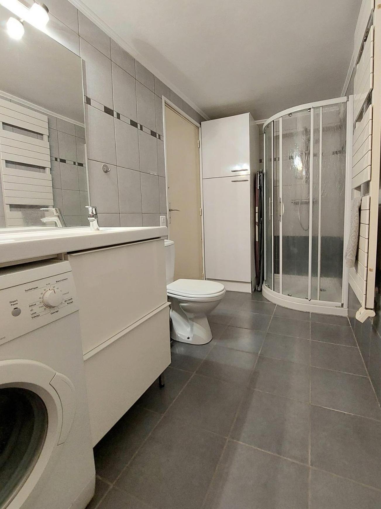 Holiday home Les Pins Climatise Piscine Chauffee Jardin *